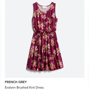 FRENCH GREY
Evelyn Brushed Knit Dress
L | Burgundy